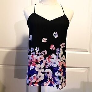 •Express•‎ Flower designed women’s tank top
